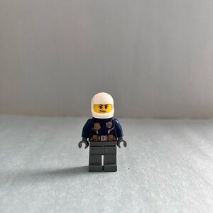 Lego City Police Motorcyclist Minifigure